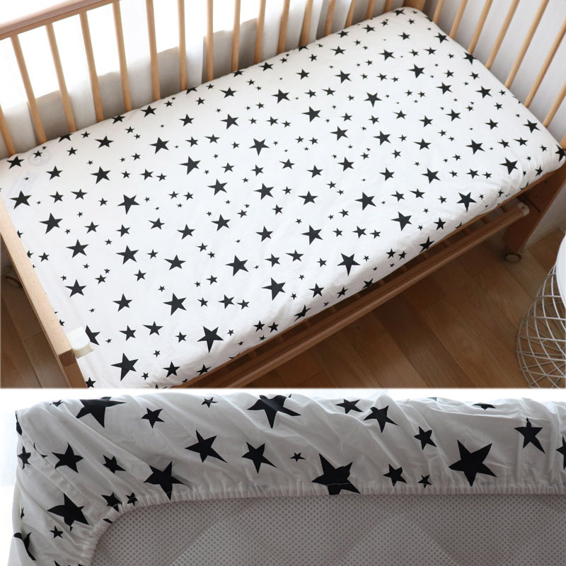 Baby Nursery Boy - Bé Được Trang Bị Tấm Cho